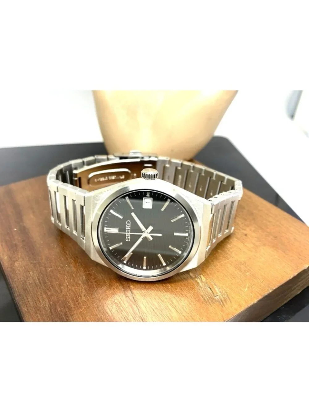 Seiko Men's Watch SUR557 Quartz Gray Dial Date Silver Stainless Steel 39mm